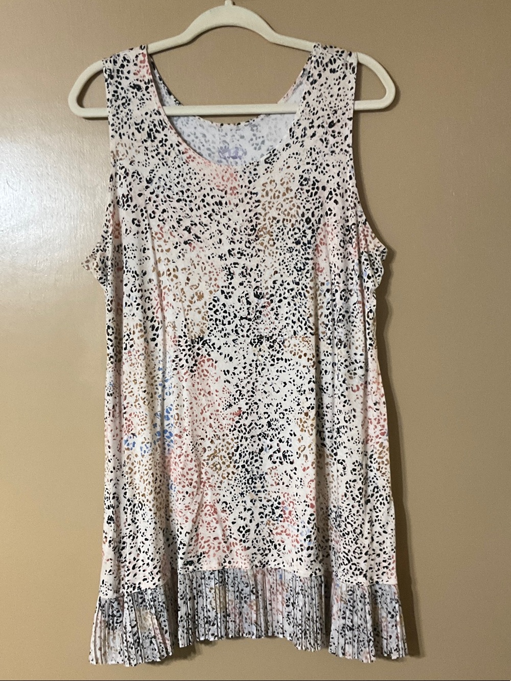 LOGO by Lori Goldstein Multi Color tank with pleated hem